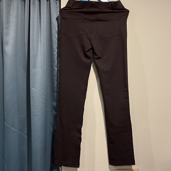 Yogi pace XS black yoga pants 2 pockets in front 2 on back with mock button - Picture 3 of 12